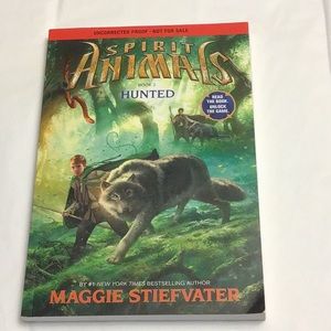 COPY - 🏖️2/5.00🏖️ Spirited Animals , Book 2, Hunted , like new , uncorrected